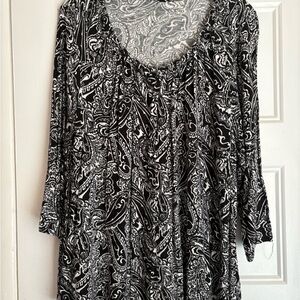 Croft & Barrow Black and White Paisley Tunic